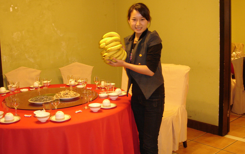 在2009年天度將拿出近一成的公司總利潤用于員工分紅，其金額在6位數以上。 客戶贏、員工贏、公司贏的互贏局面一直是天度的目標，我們將繼續(xù)堅持原則、堅守承諾，為客戶、為員工、為股東創(chuàng)造更多價值。